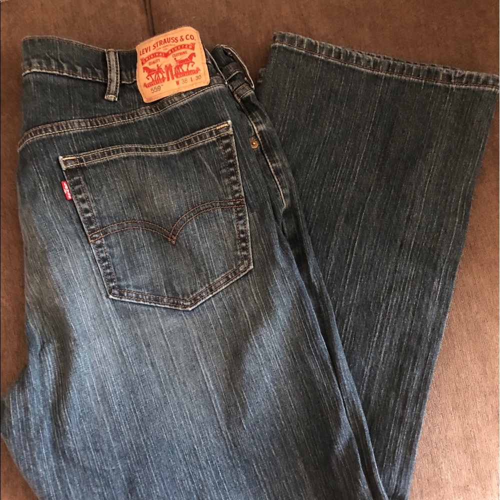 Men’s Levi 569.